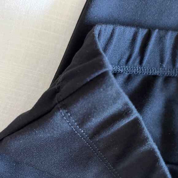 Garnet Hill Pull-On Black Pants Size 8 - Picture 2 of 13